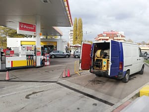 Отпушване на канал на бензиностанция Шел